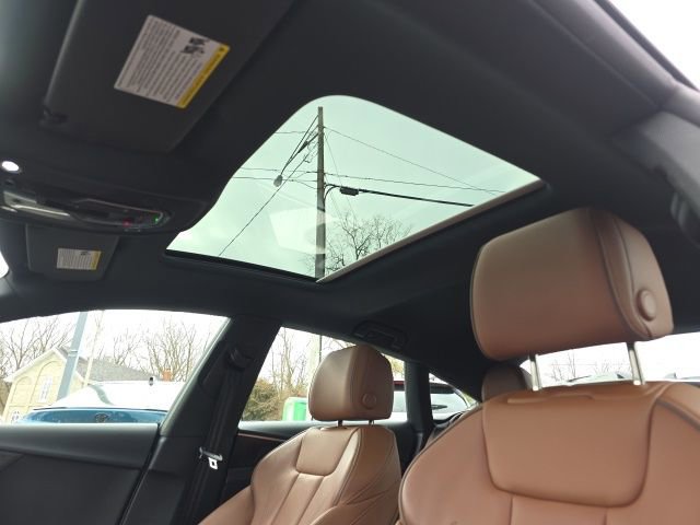 Used 2023 Audi A5 2.0T Premium Plus image 3