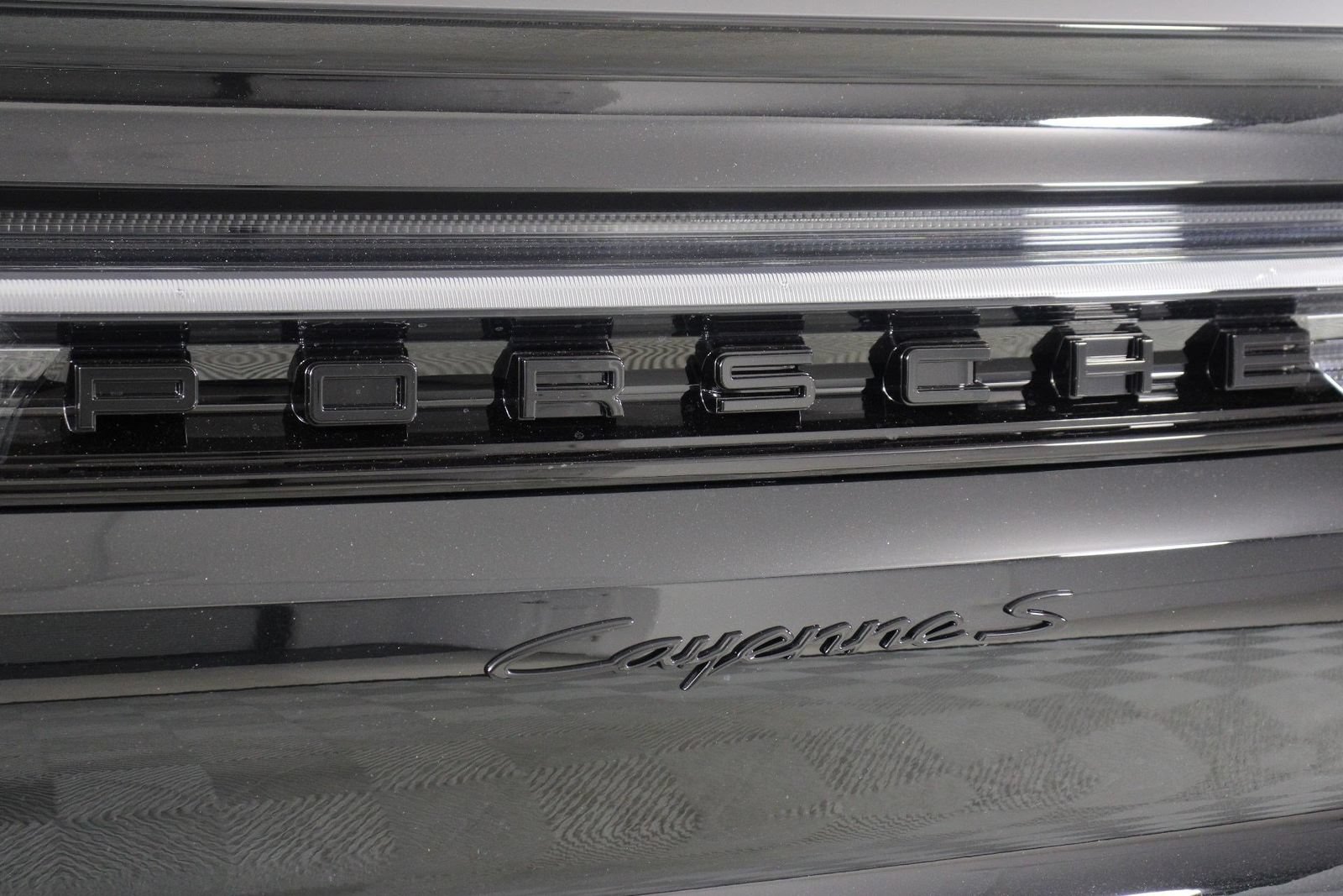 New 2026 Porsche Cayenne S AWD/4WD image 22