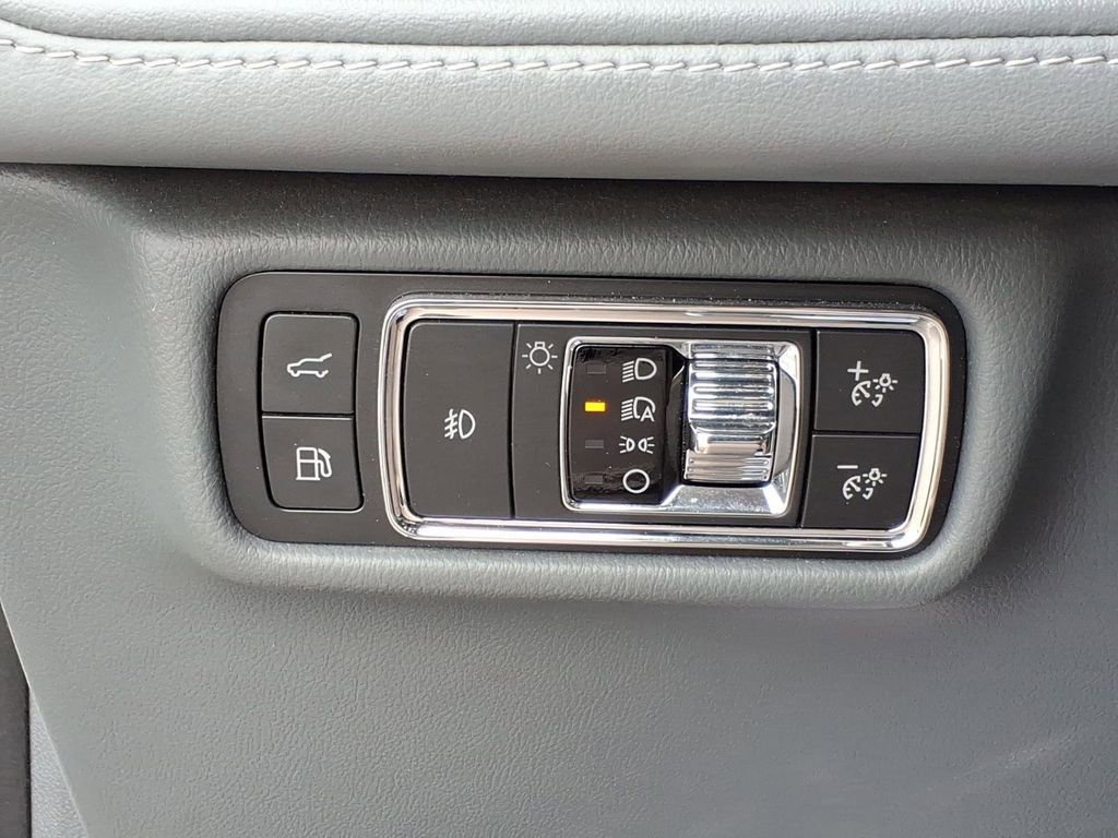 Used 2020 Lincoln Aviator Grand Touring w/ Elements Package Plus image 16