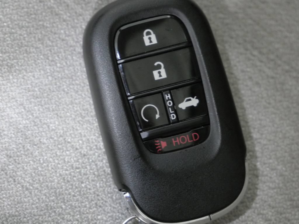 Used 2025 Honda Accord SE image 25