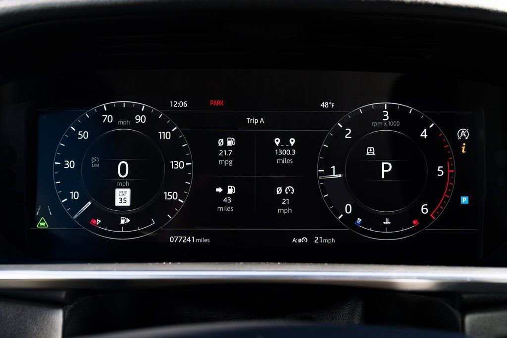 Used 2018 Land Rover Range Rover HSE AWD/4WD image 17