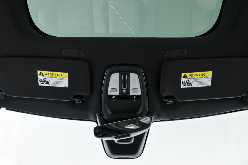 Certified 2025 Volvo XC90 B6 Plus image 20