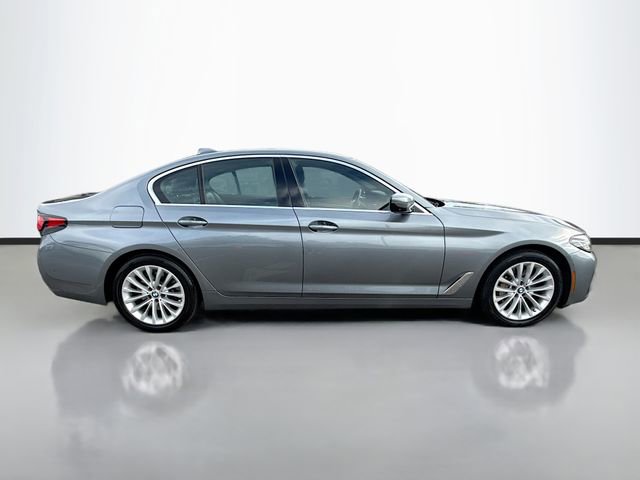 Used 2021 BMW 530i RWD image 2