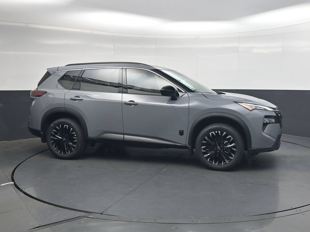 New 2026 Nissan Rogue Dark Armor FWD image 4