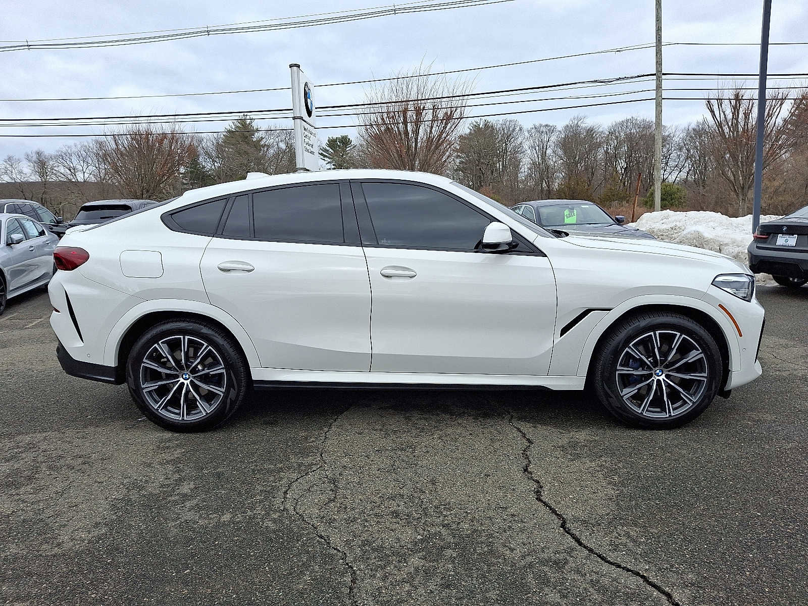 Used 2023 BMW X6 xDrive40i w/ M Sport Package image 8