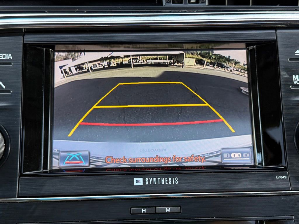 Used 2014 Toyota Avalon Limited image 15