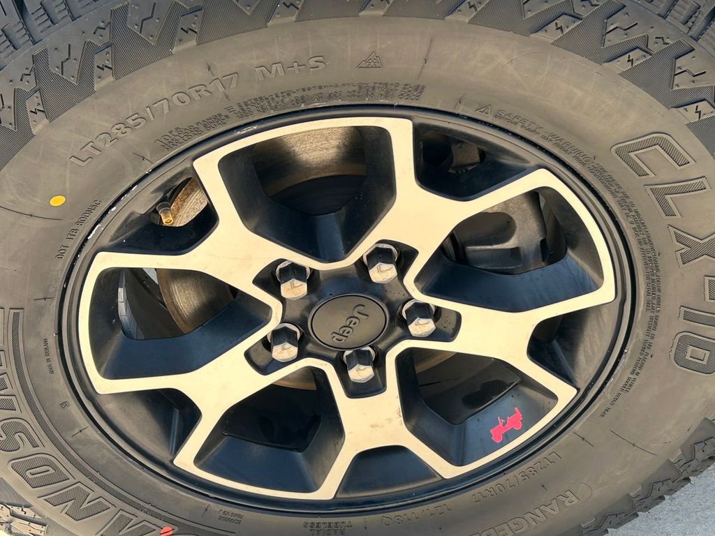 Used 2021 Jeep Wrangler Unlimited Rubicon AWD/4WD image 9
