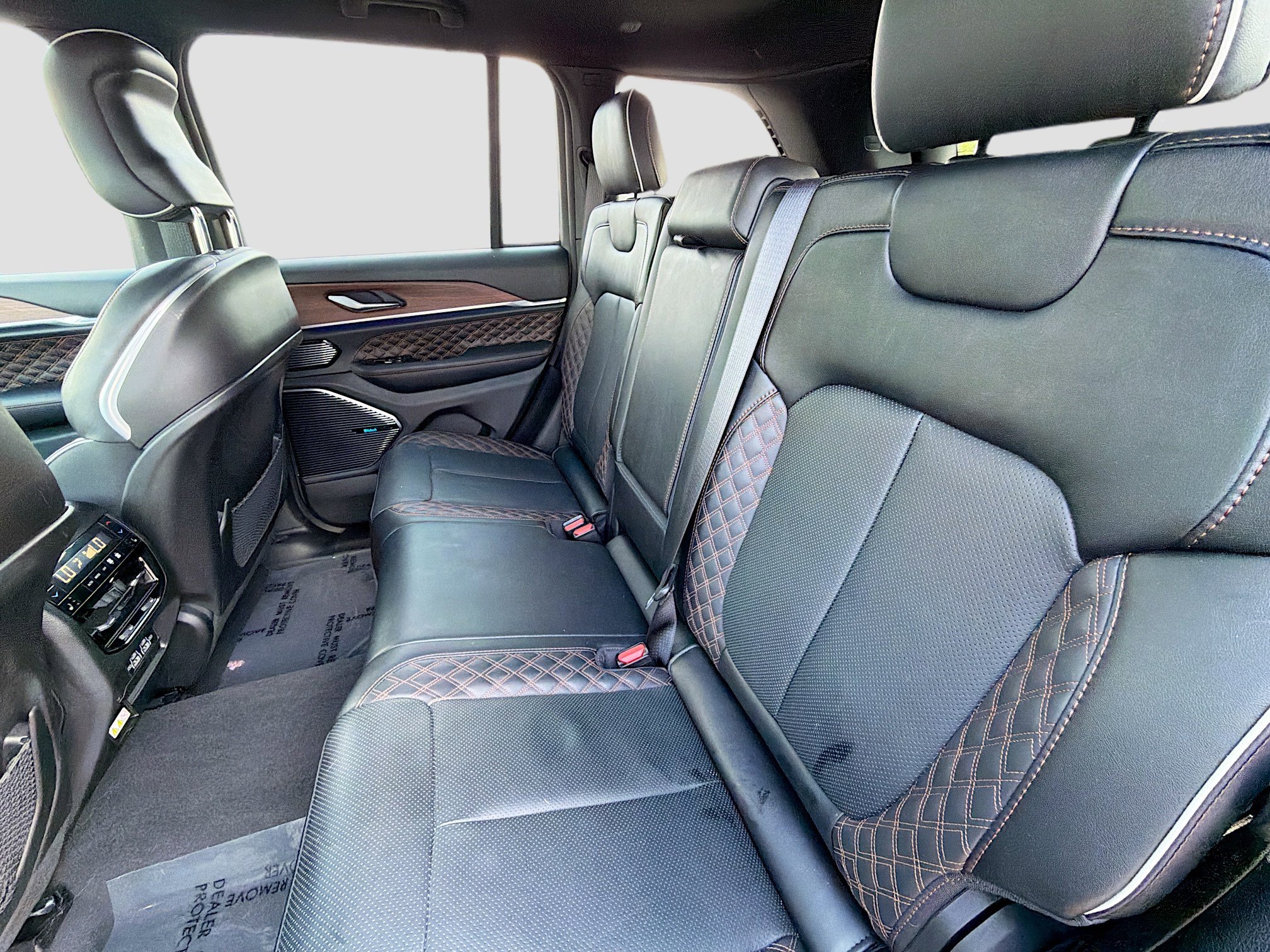 Used 2024 Jeep Grand Cherokee Summit w/ Advanced Protech Group IV image 21