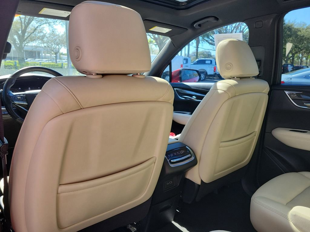 Used 2021 Cadillac XT6 Sport image 15