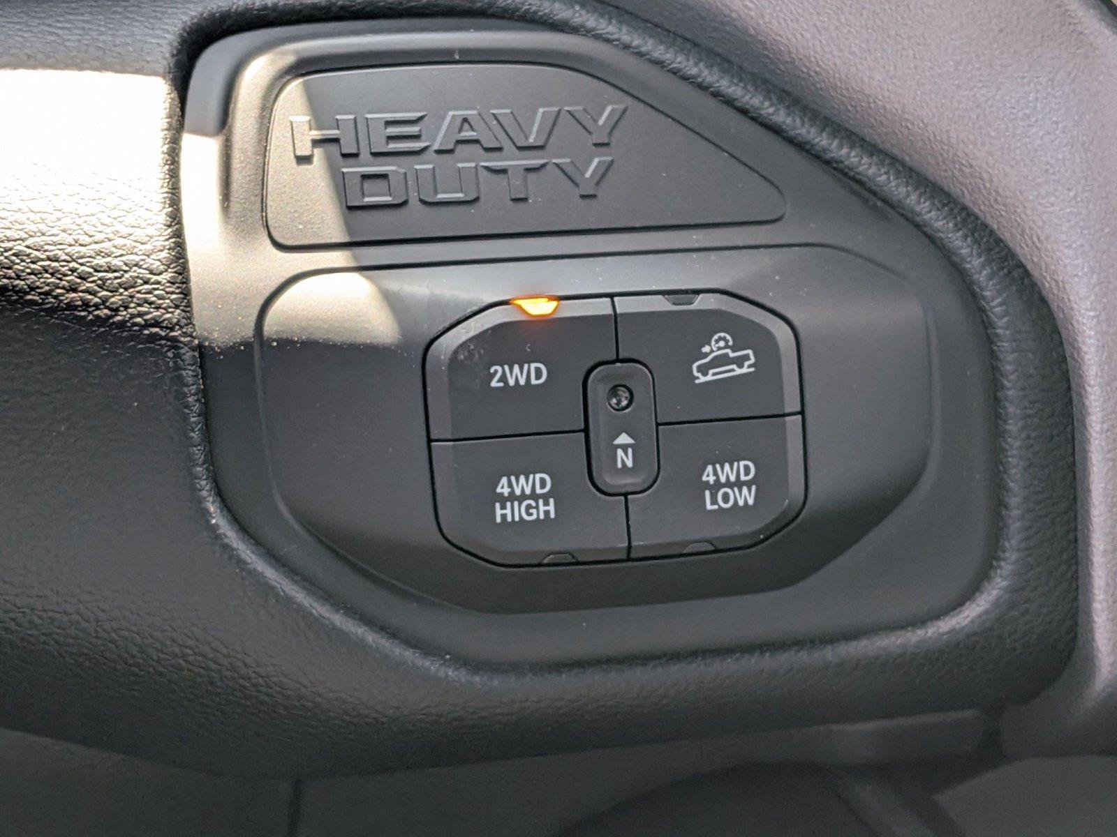 New 2026 RAM 2500 Big Horn AWD/4WD image 19