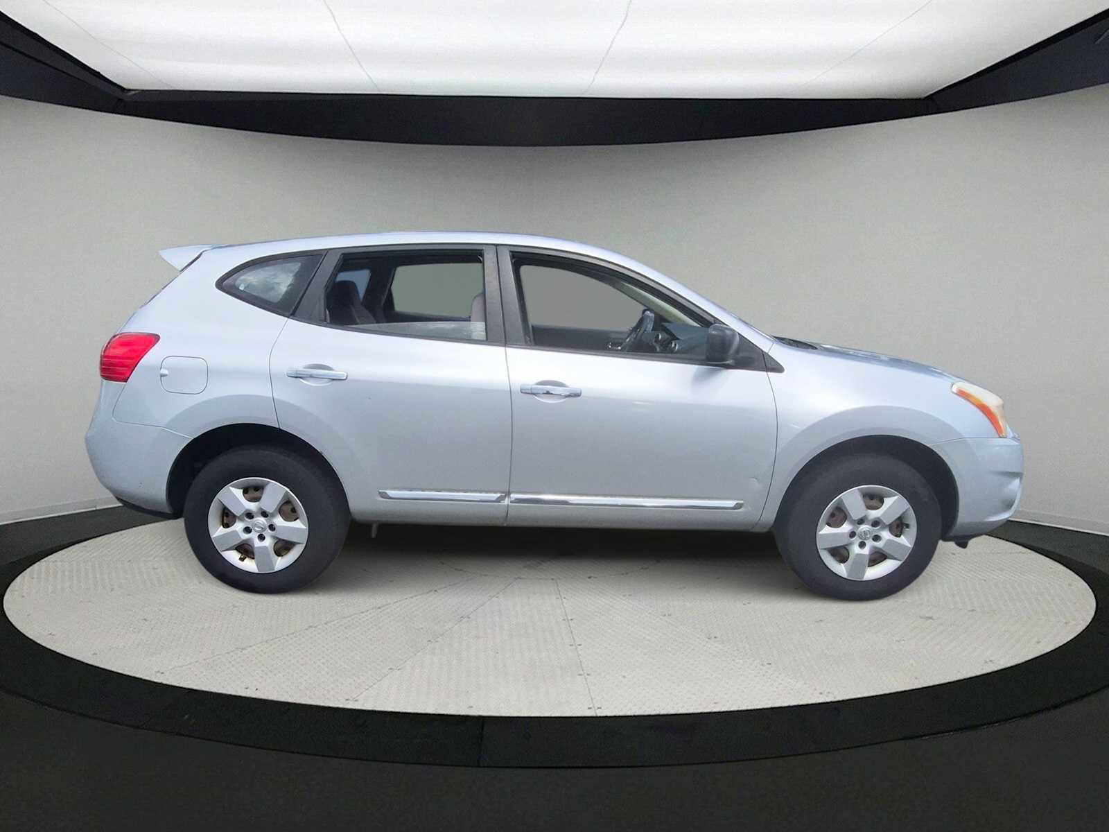 Used 2013 Nissan Rogue S AWD/4WD image 9