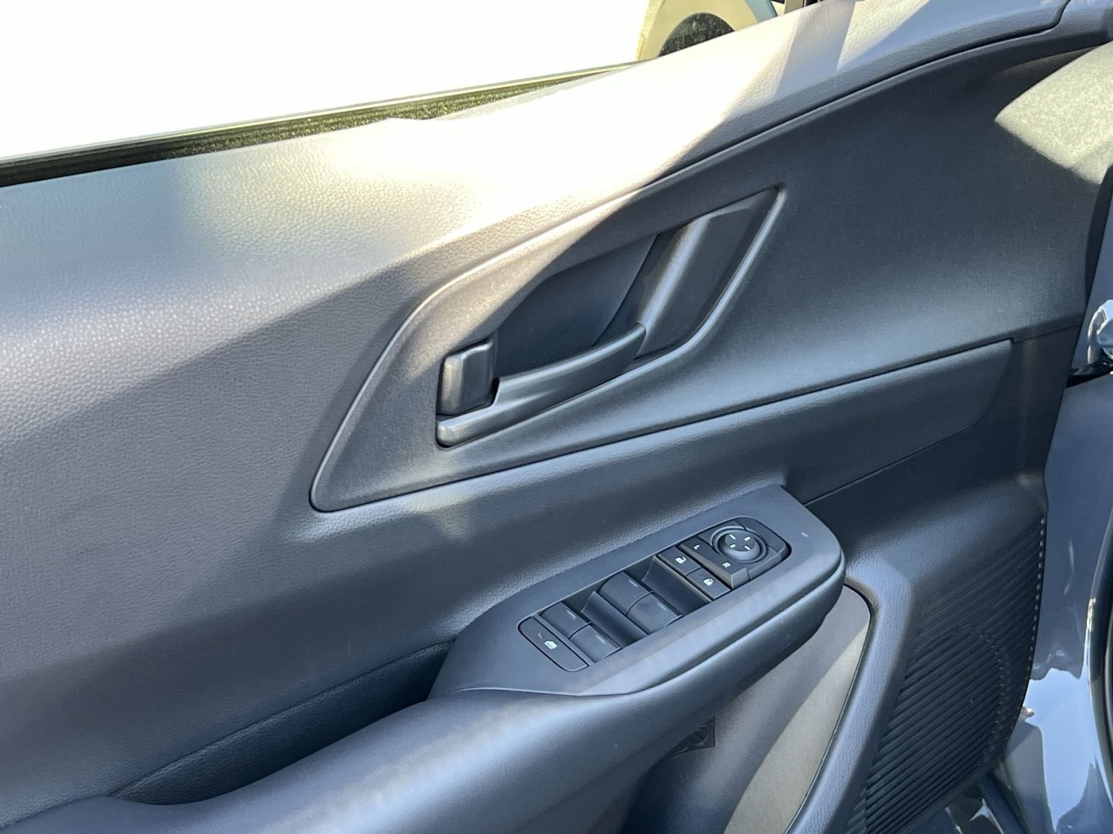 New 2026 Toyota Prius Plug-In Hybrid image 10