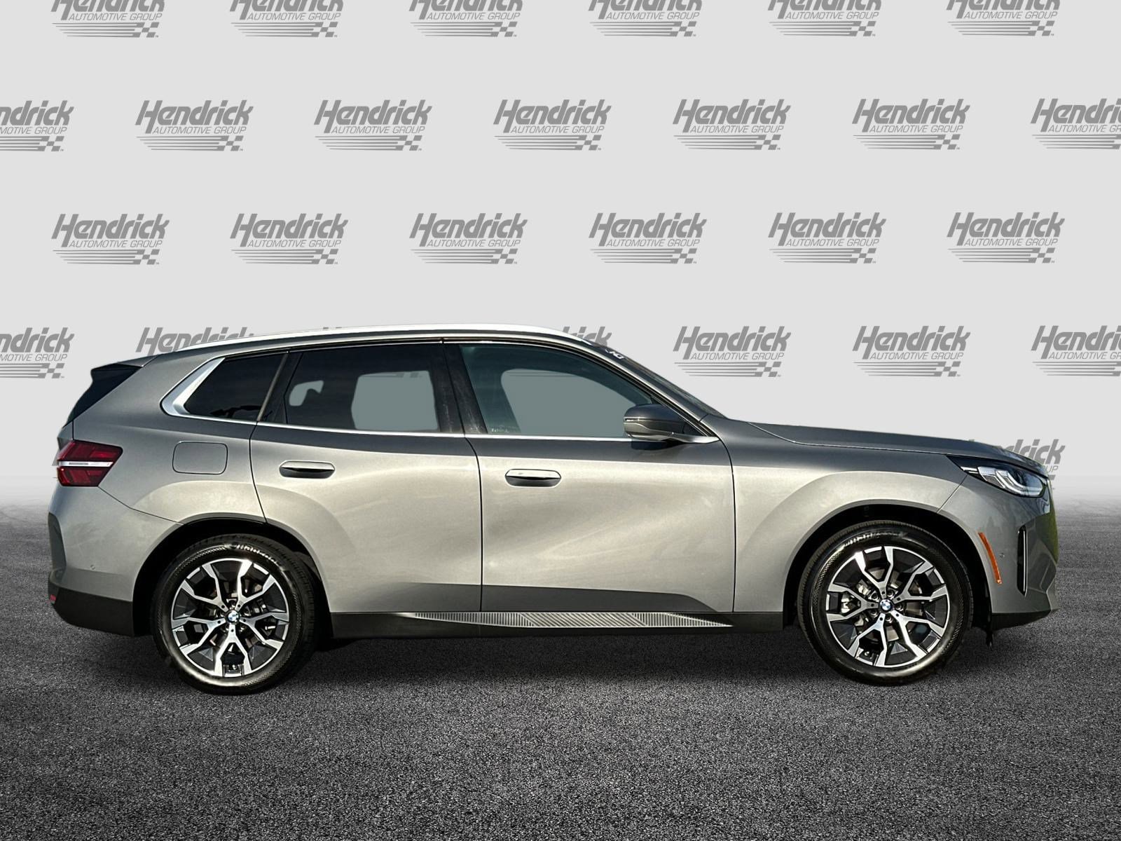 Used 2025 BMW X3 xDrive30i w/ Convenience Package image 3