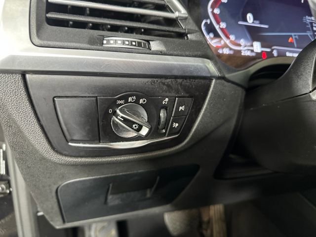 Used 2024 BMW X3 xDrive30i w/ Premium Package image 18