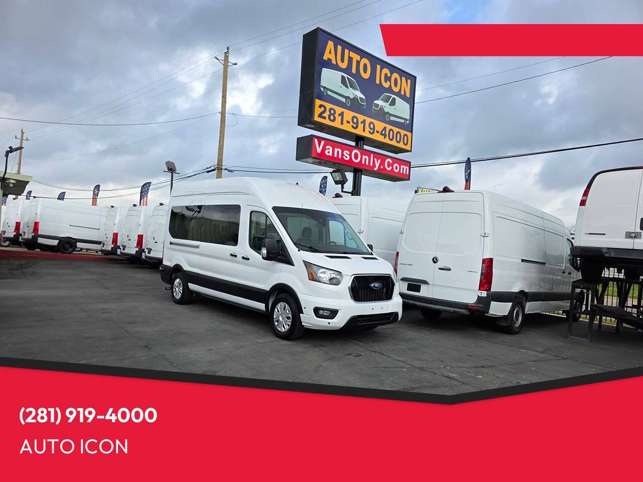 Used 2024 Ford Transit 350 XLT RWD image 1