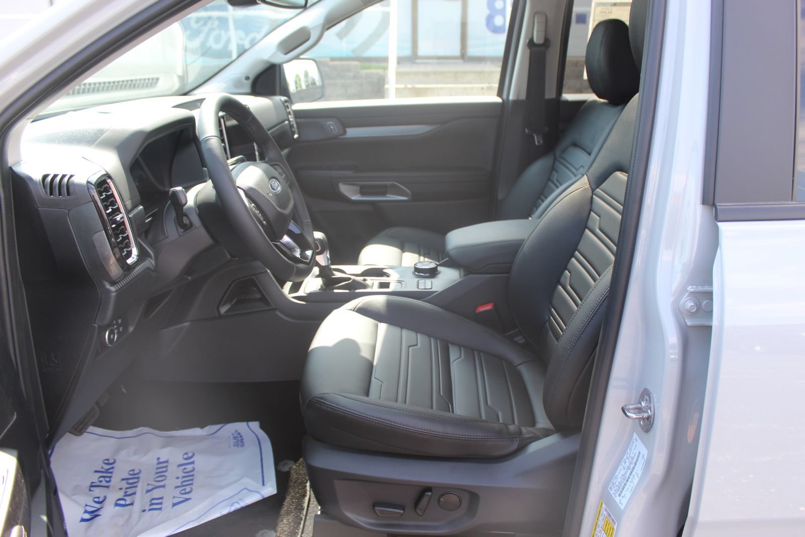 New 2026 Ford Ranger Lariat w/ FX4 Off-Road Package AWD/4WD image 25