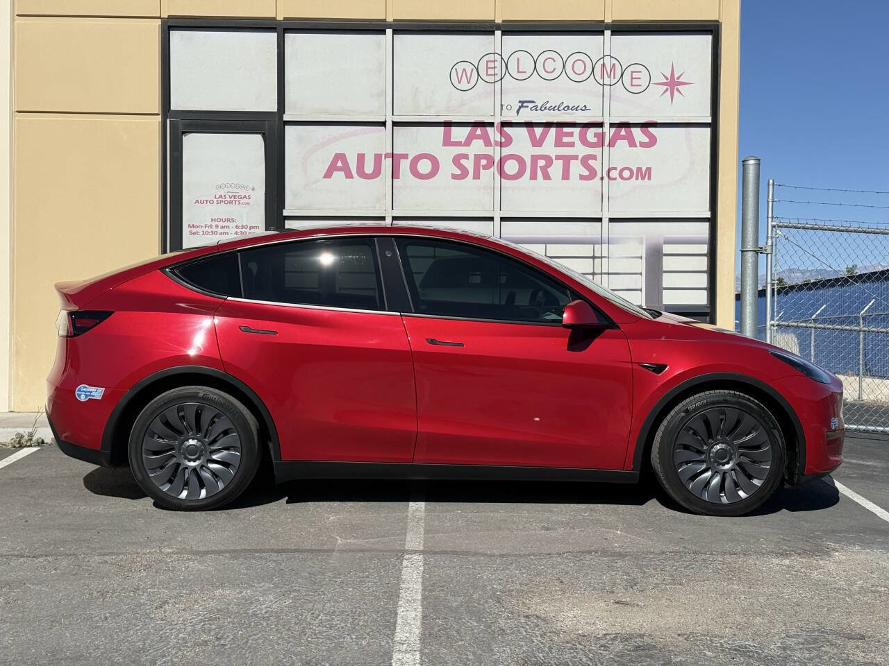 Used 2021 Tesla Model Y Long Range AWD/4WD image 6