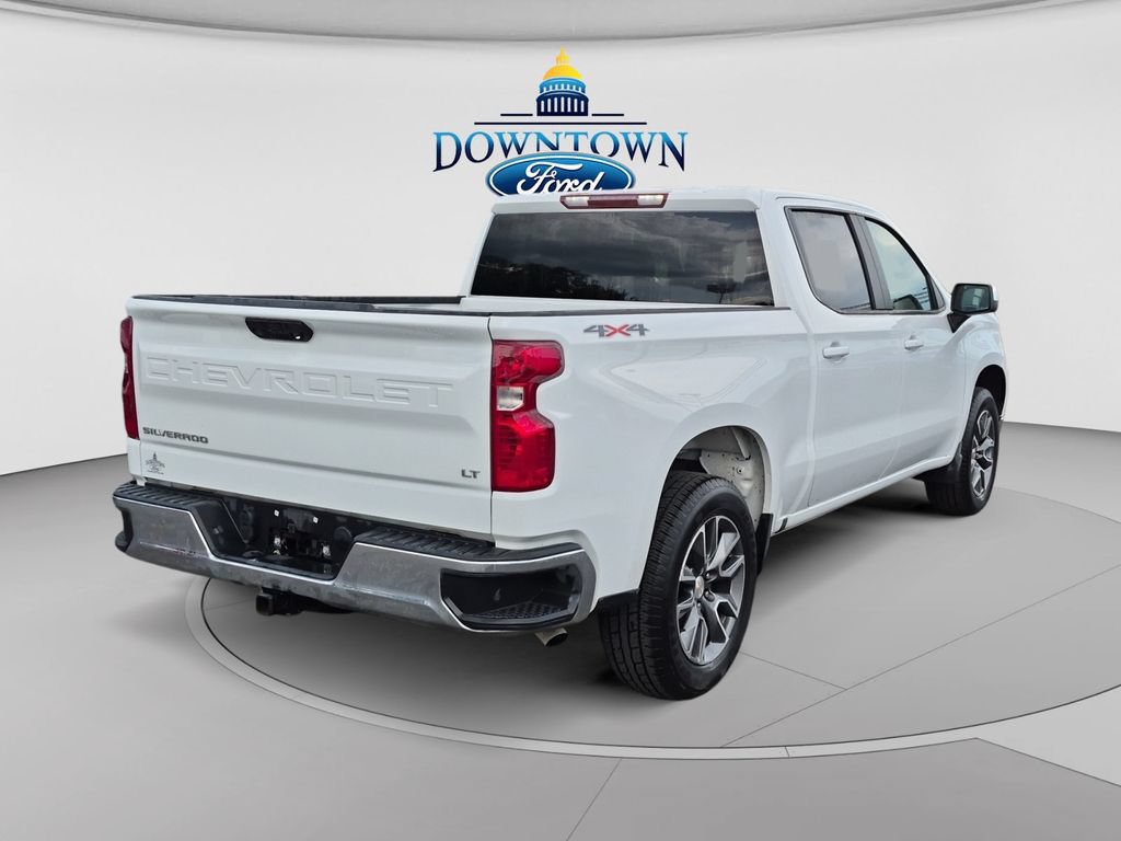 Used 2025 Chevrolet Silverado 1500 LT AWD/4WD image 3