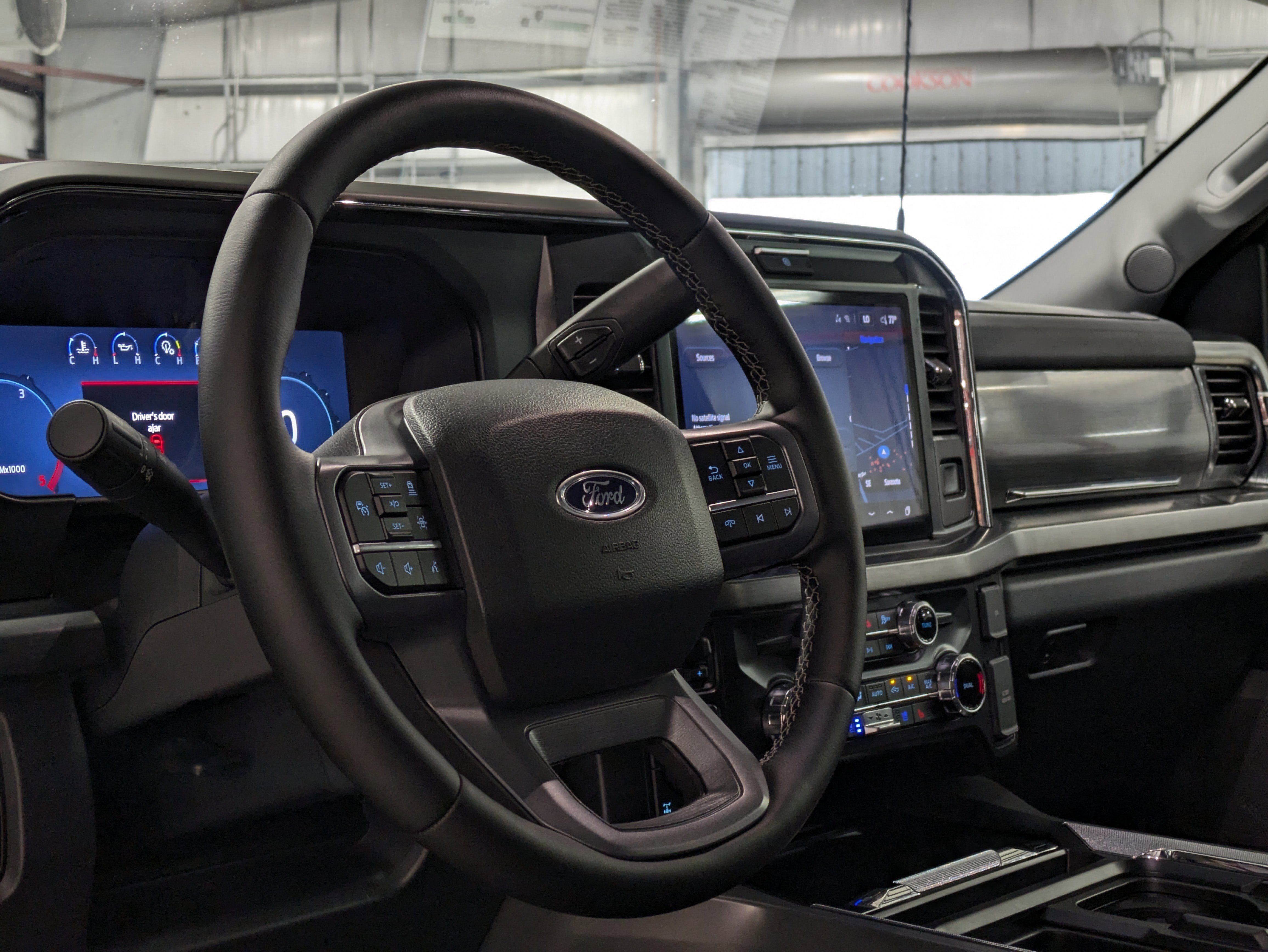 New 2025 Ford F250 Lariat w/ Lariat Ultimate Package image 40