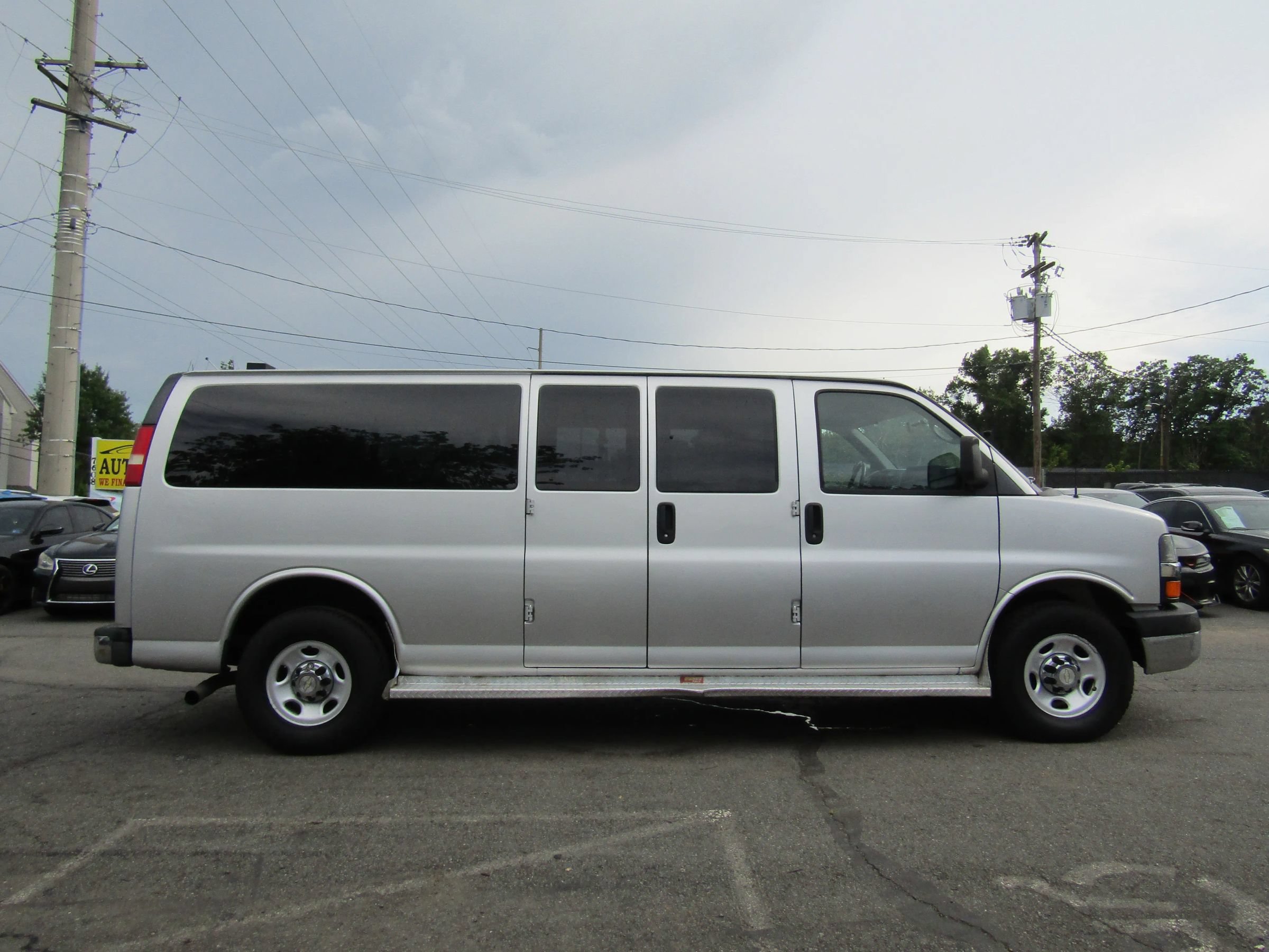 Used 2012 Chevrolet Express 3500 LT w/ LT Preferred Equipment Group RWD image 8