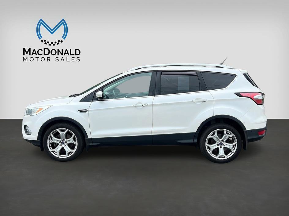 Used 2018 Ford Escape Titanium w/ Ford Safe & Smart Package AWD/4WD image 4