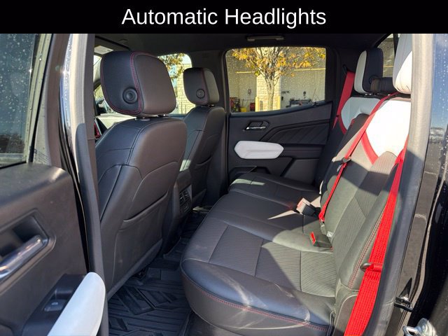 Used 2024 GMC Canyon AT4X AWD/4WD image 10