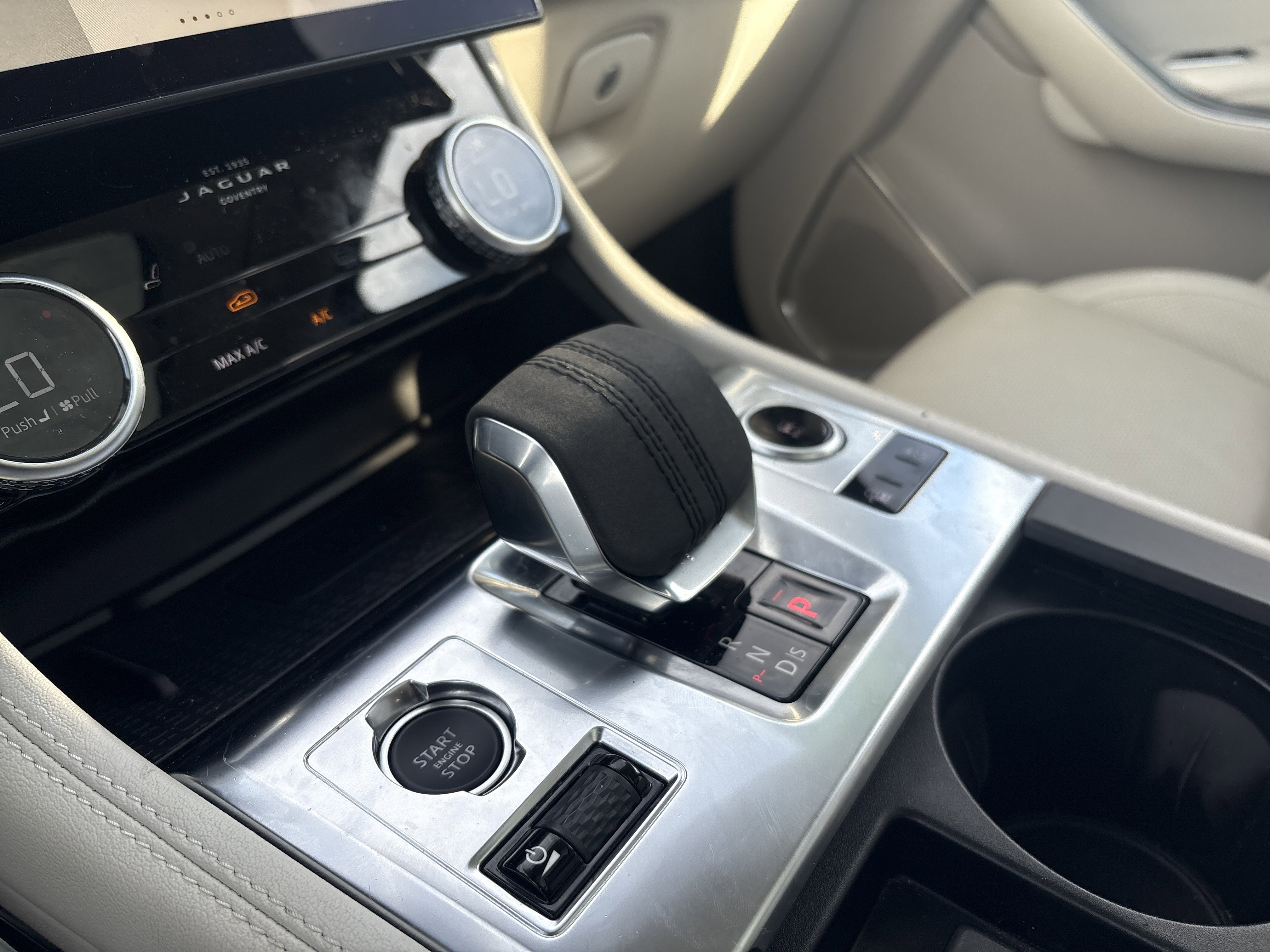 Used 2022 Jaguar F-PACE S image 23