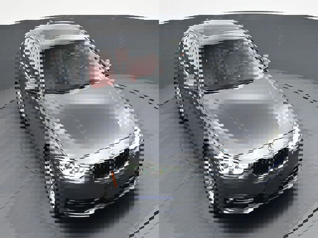 Used 2018 BMW 330i xDrive Sedan w/ Convenience Package image 29