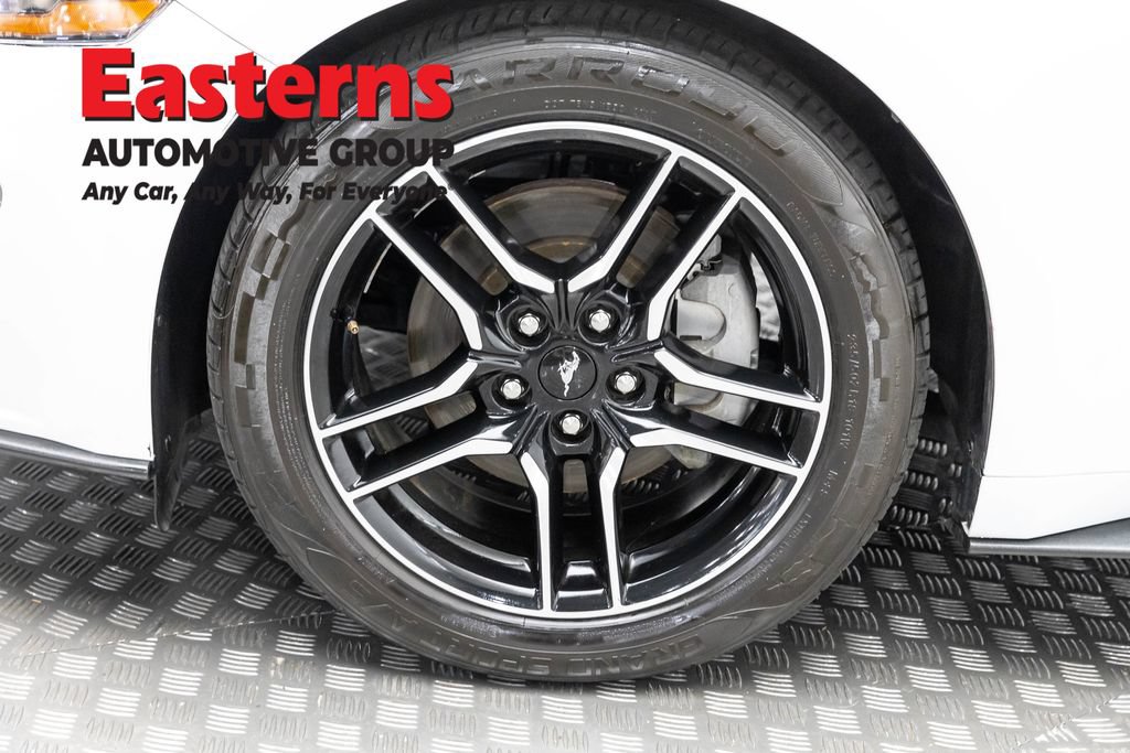 Used 2022 Ford Mustang Premium RWD image 29