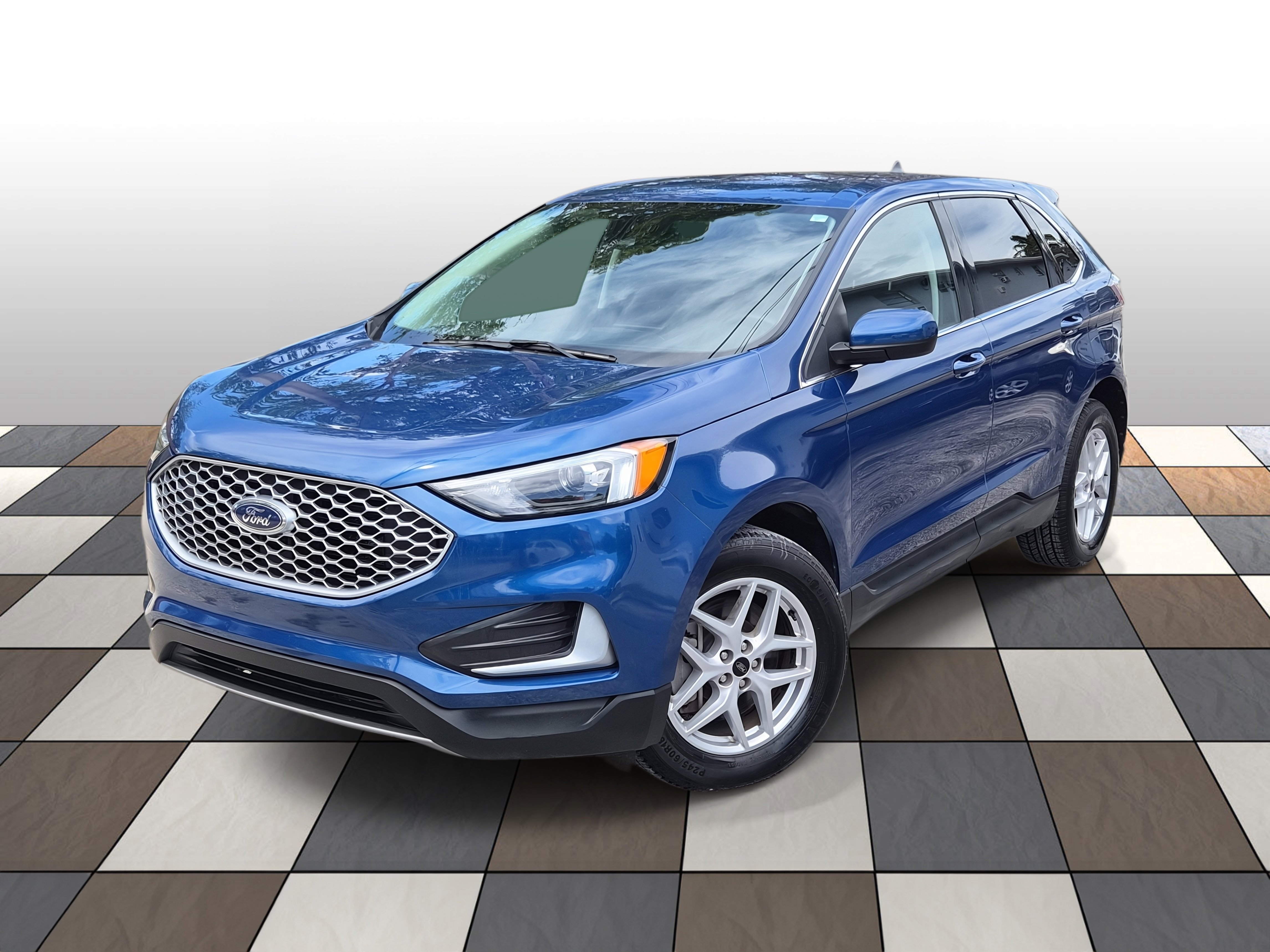 Used 2023 Ford Edge SEL image 1