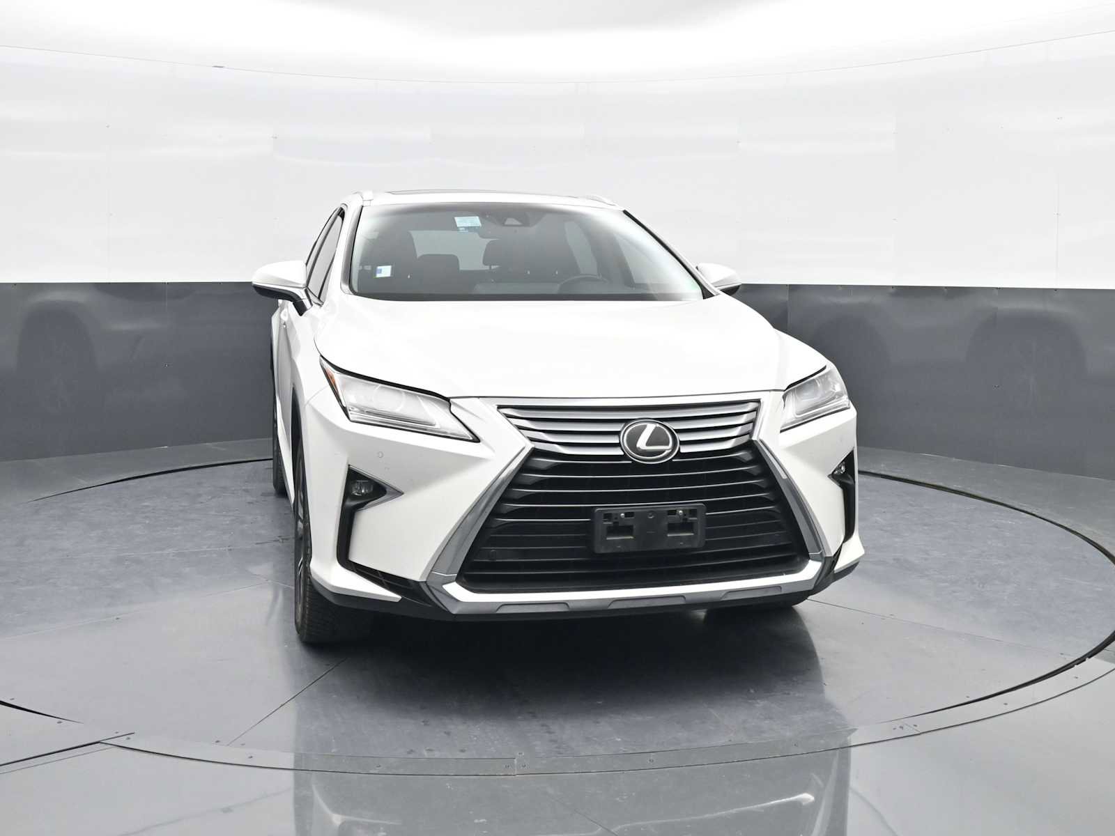 Used 2017 Lexus RX 350 AWD image 2