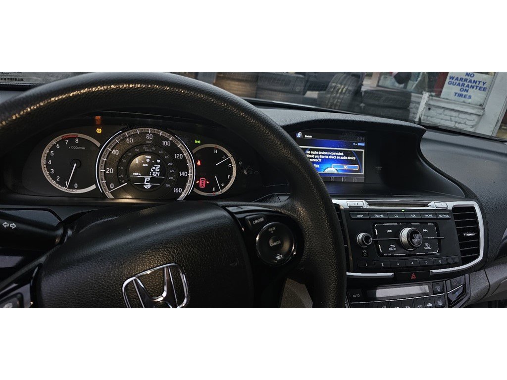 Used 2017 Honda Accord LX image 8