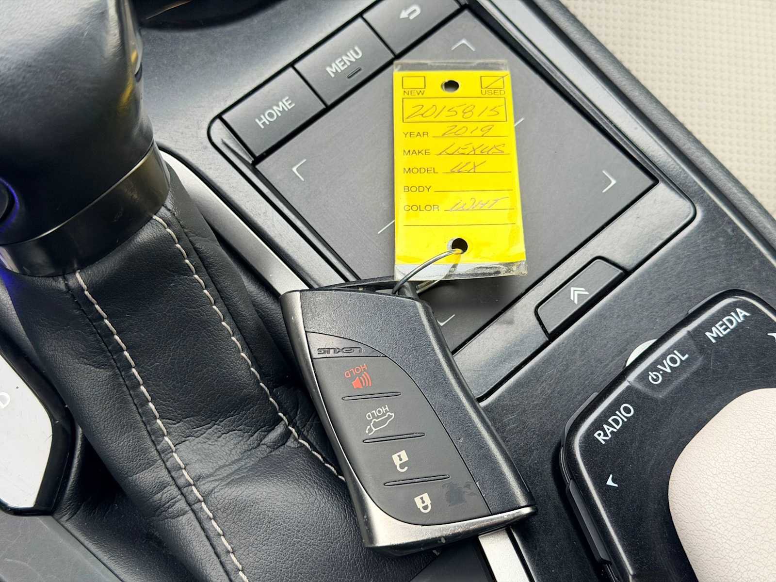 Used 2019 Lexus UX 250h w/ Premium Package image 34