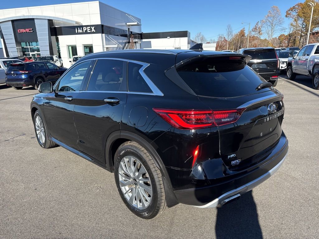 Used 2024 INFINITI QX50 Luxe image 3