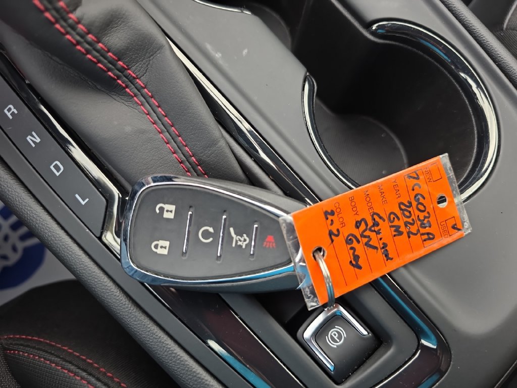 Used 2022 Chevrolet Equinox RS w/ LPO, Floor Liner Package FWD image 30