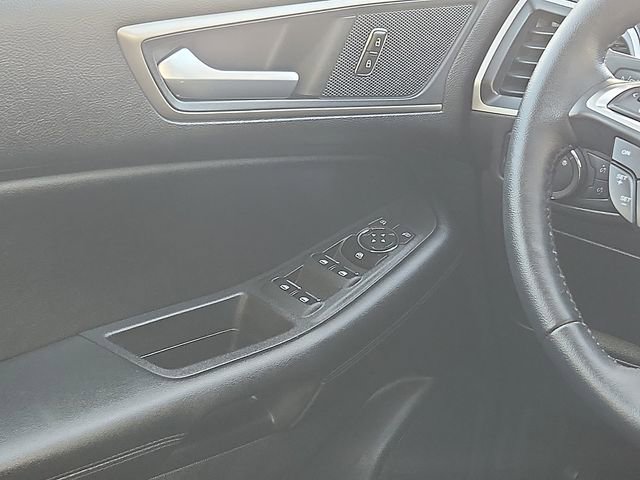 Certified 2022 Ford Edge SEL w/ Convenience Package AWD/4WD image 11