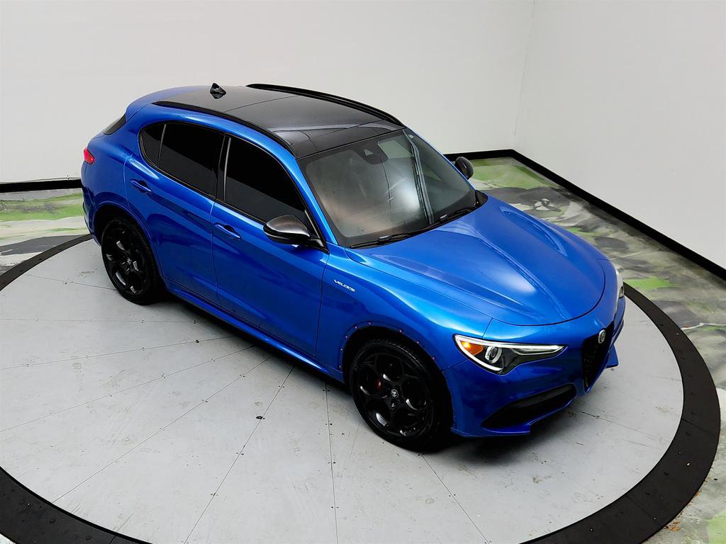 Used 2022 Alfa Romeo Stelvio Veloce AWD/4WD image 34