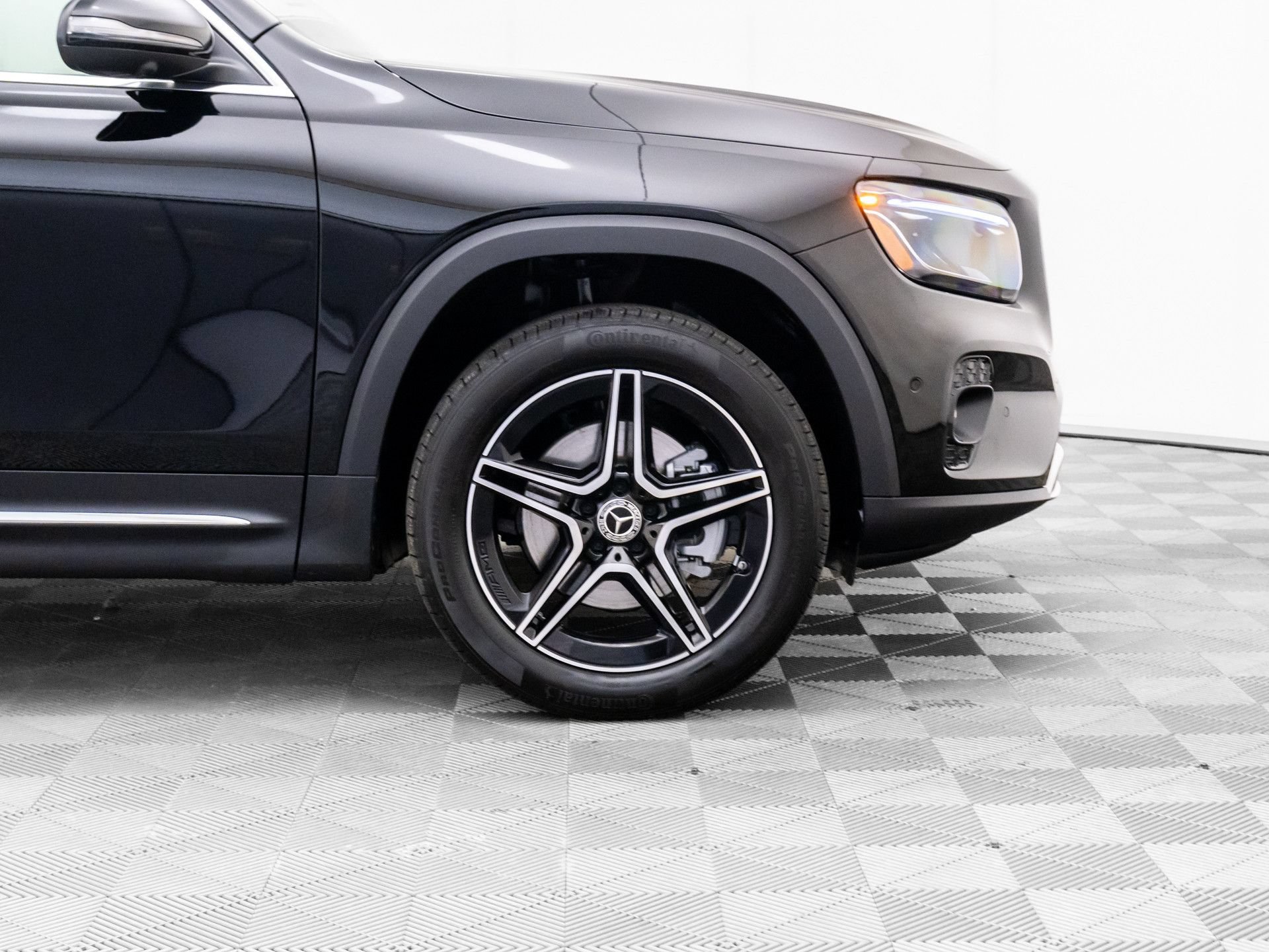New 2026 Mercedes-Benz GLB 250 4MATIC image 33