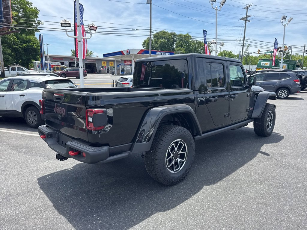 New 2026 Jeep Gladiator Rubicon w/ Steel Power Dome Hood Package AWD/4WD image 5