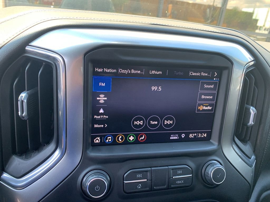 Used 2019 Chevrolet Silverado 1500 LT Trail Boss AWD/4WD image 15