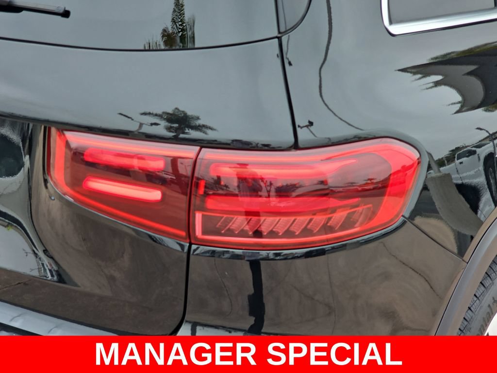 Used 2025 Mercedes-Benz GLB 250 image 39