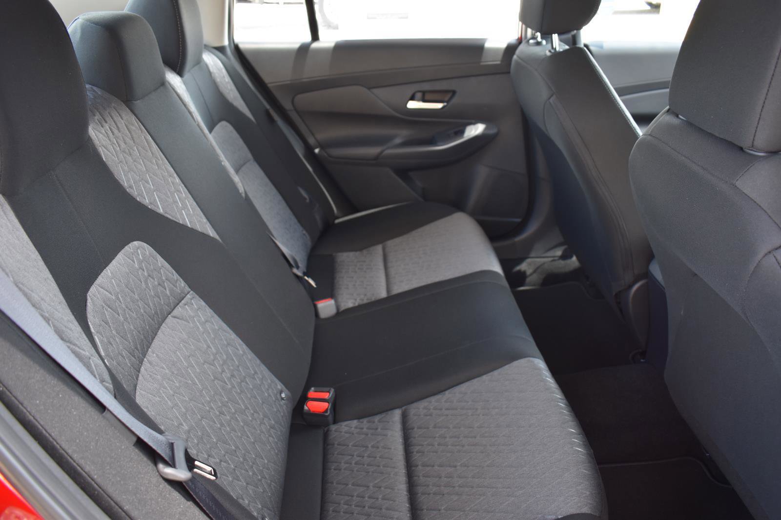 Used 2026 Nissan Sentra SV w/ SV Convenience Package FWD image 52