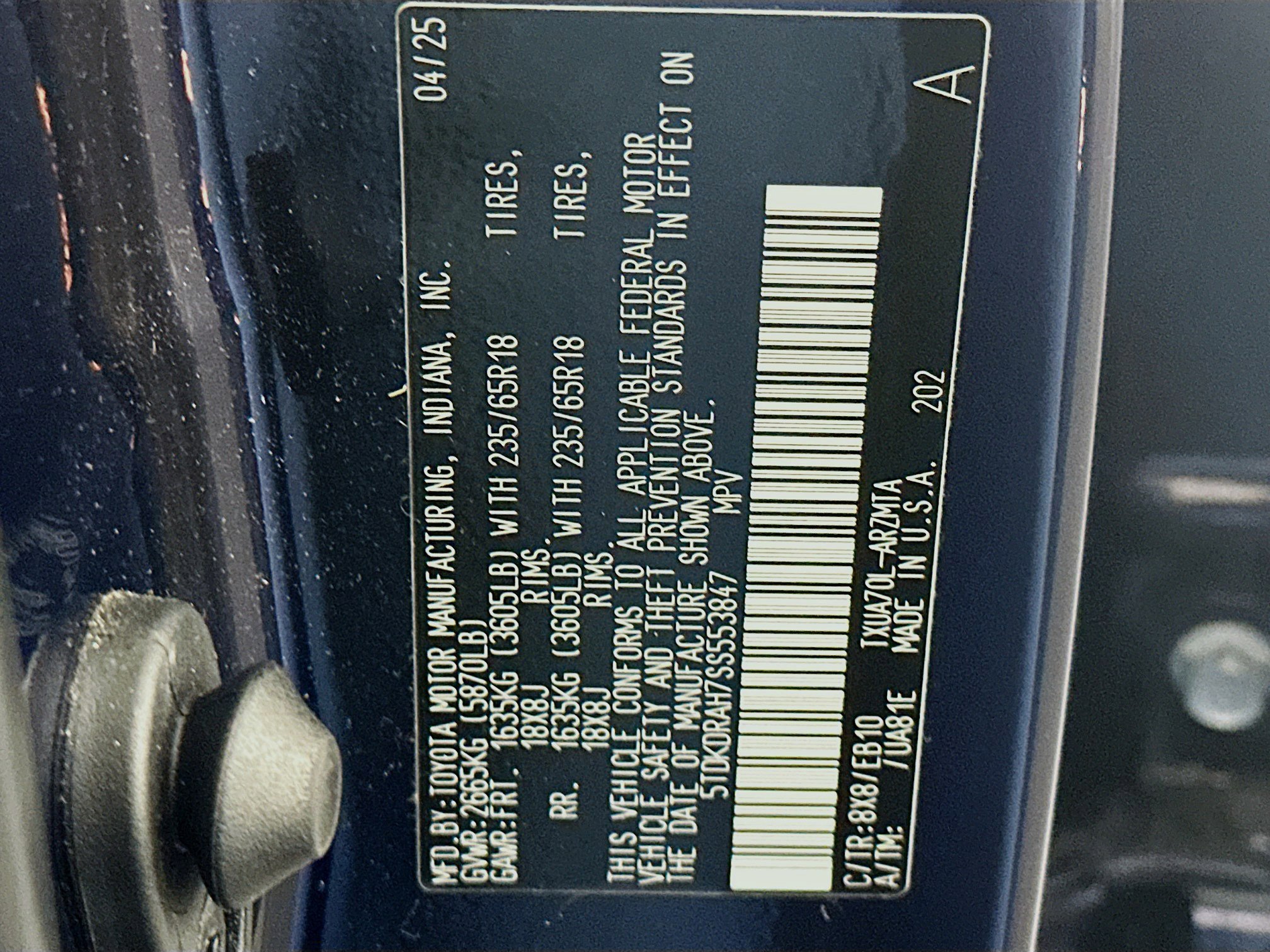 Used 2025 Toyota Highlander XLE image 12