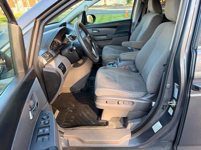Used 2016 Honda Odyssey EX image 11