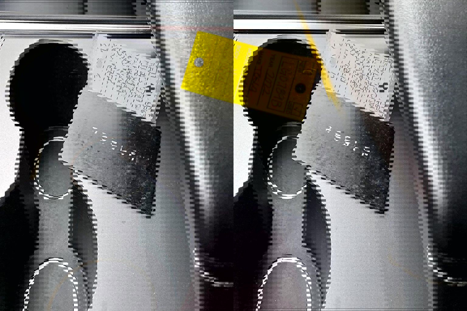 Used 2022 Tesla Model Y Long Range image 11