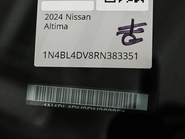 Used 2024 Nissan Altima 2.5 SV FWD image 25