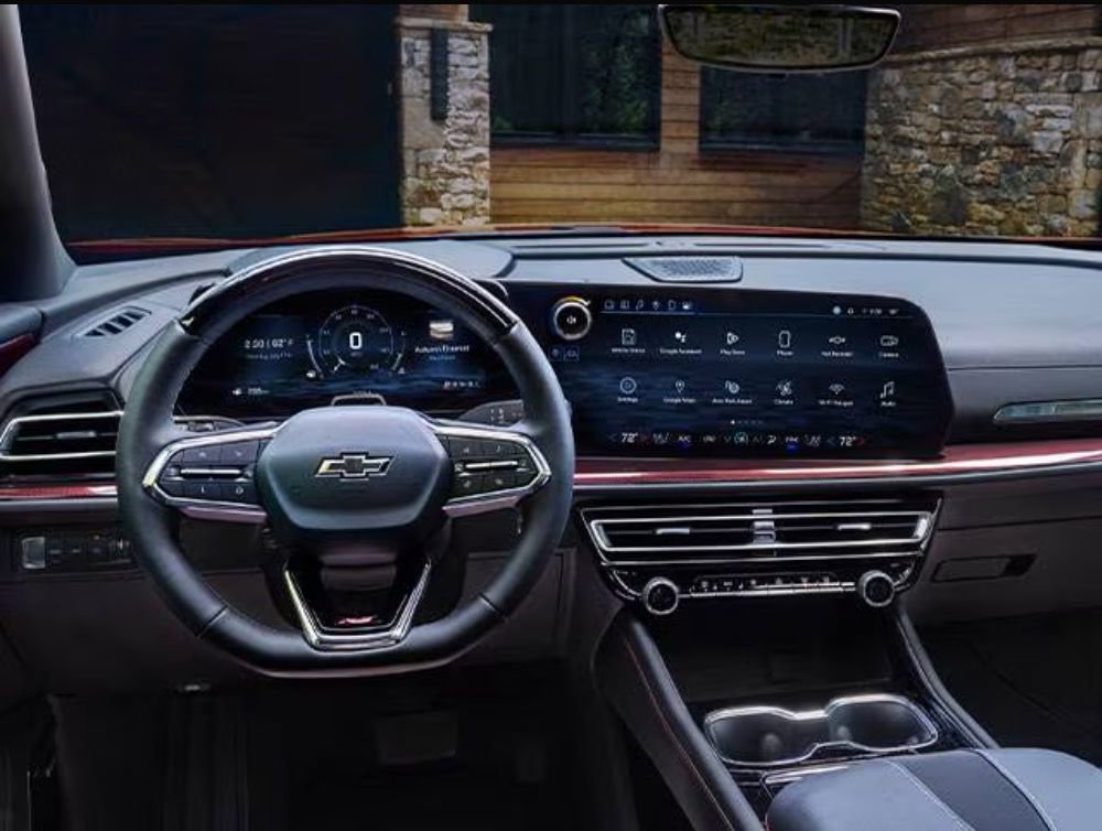 New 2026 Chevrolet Traverse LT image 4