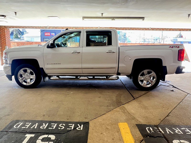 Used 2018 Chevrolet Silverado 1500 LTZ w/ Sport Package image 7