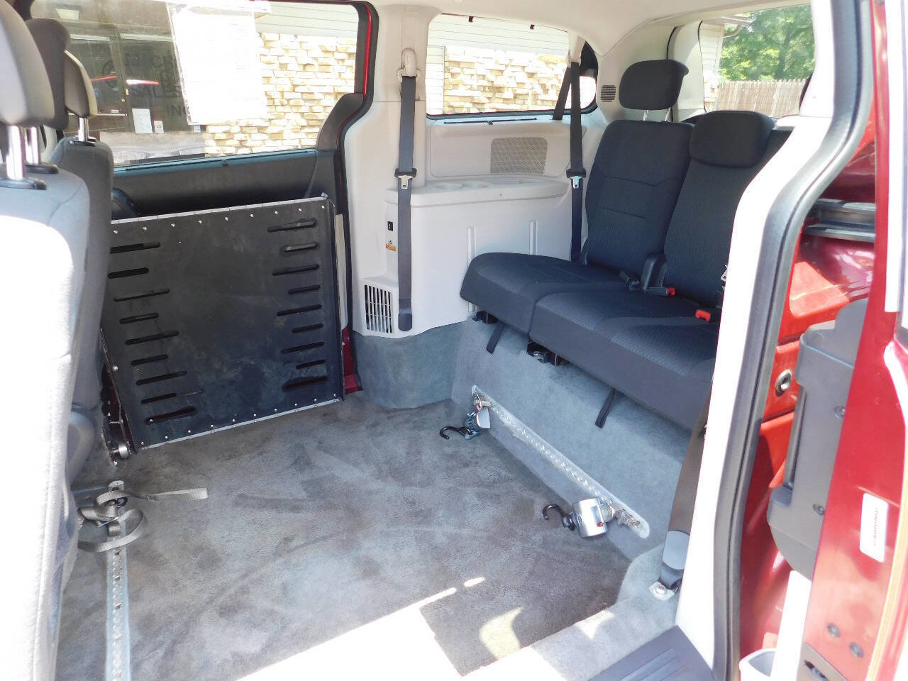 Used 2010 Dodge Grand Caravan Crew w/ Family Value Group image 22