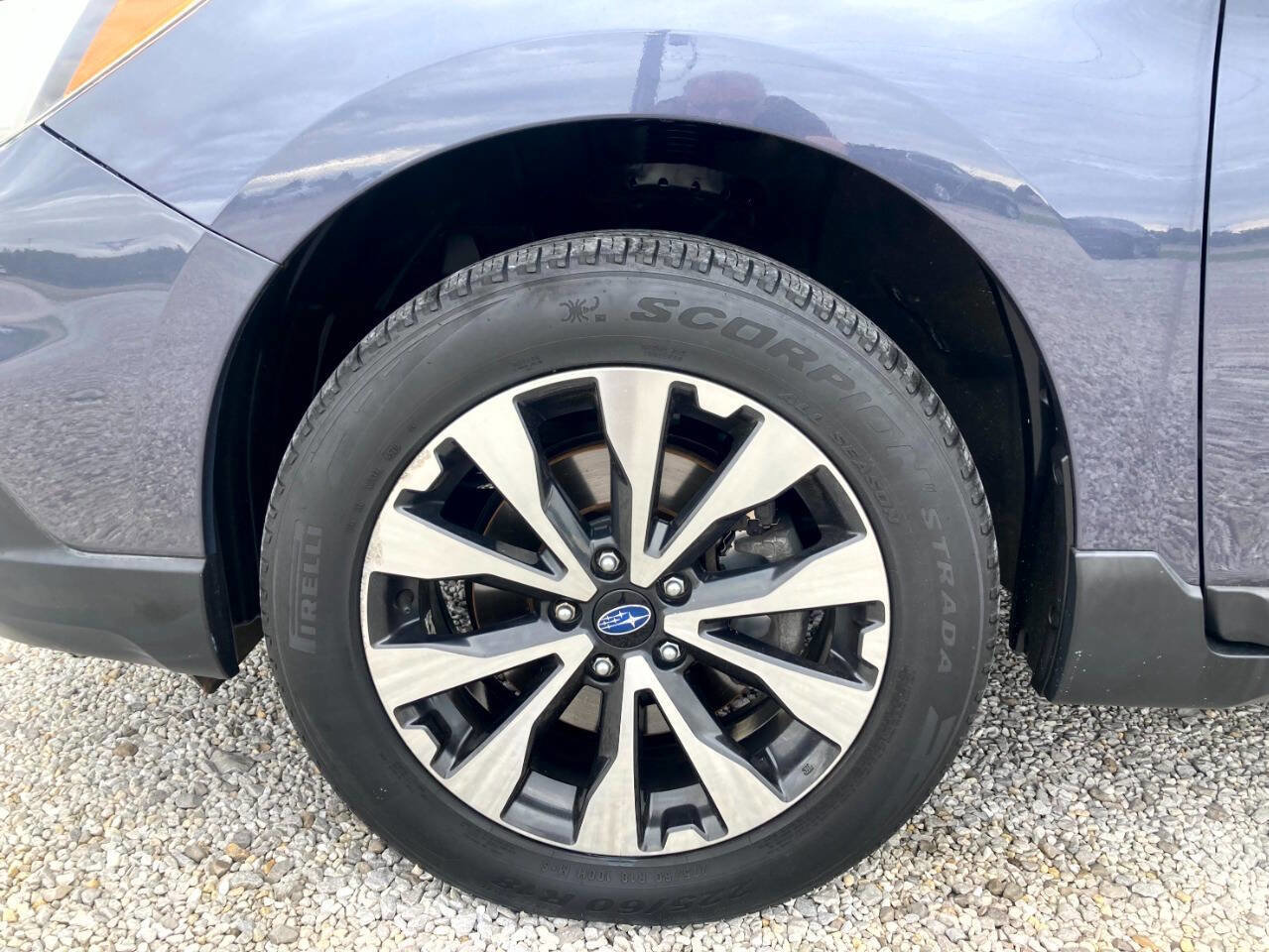Used 2017 Subaru Outback 2.5i Limited AWD/4WD image 20